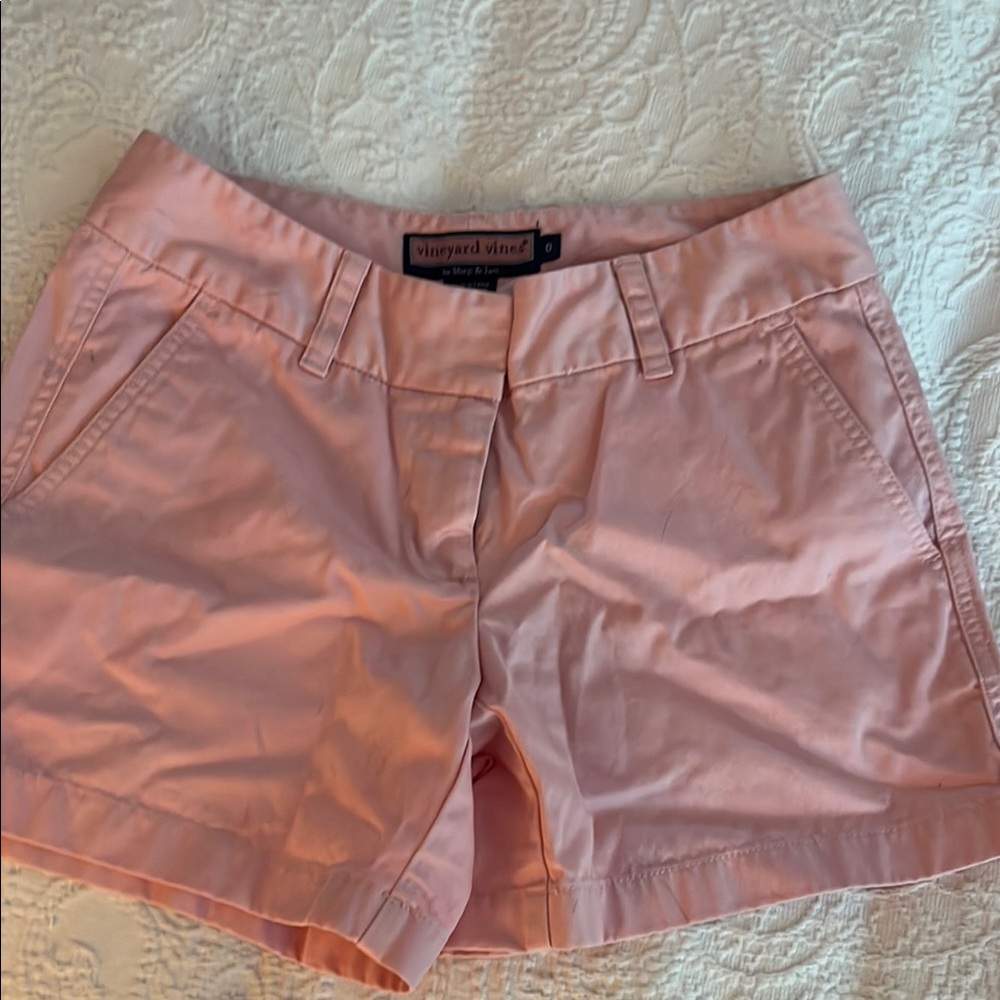 Vineyard Vines Light Pink Women's shorts